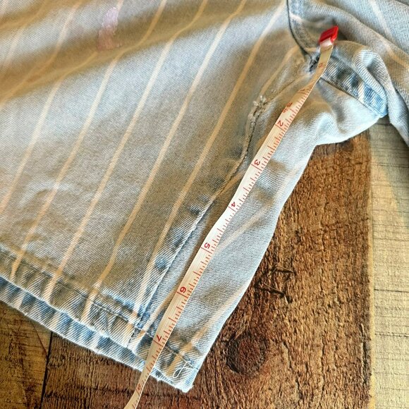 Vintage Wrangler Striped Light Blue Denim Shorts With Pleated Front & Button Clo - Picture 8 of 13